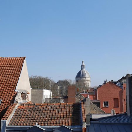 Au Chat Qui Dort Lille - Archives 3 Eksteriør billede